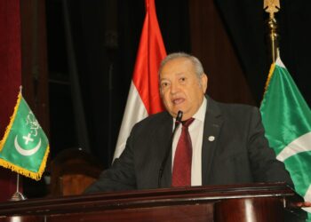 د. محمد عبده يوجه الشكر لرئيس الوفد على رفض مشروع صندوق قناة السويس