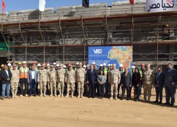 مدبولي يتابع أعمال تنفيذ مشروعي مدينة اللقاحات والبيوتكنولوجي وشركة تصنيع الضمادات الطبية الحديثة بالإسماعيلية