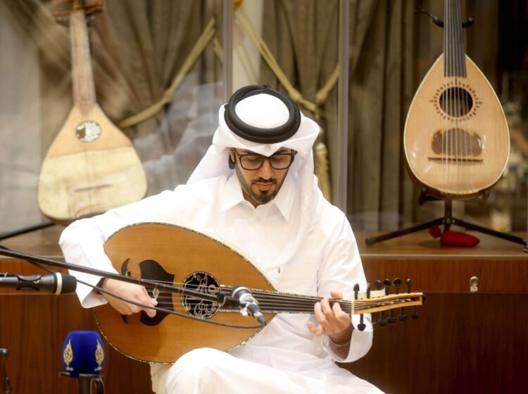 " جلسة طربية ” في مركز ” كتارا لآلة العود” مواكبة للمونديال العالمي 1 ” جلسة طربية ” في مركز ” كتارا لآلة العود” مواكبة للمونديال العالمي