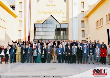 هندسة طنطا أول كلية بجامعة طنطا تحصل على  إعتماد الأيزو عقب إستيفائها لكافة معايير الشهادة الدولية .