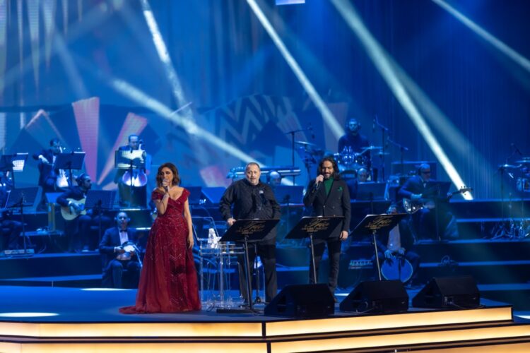 ليلة “تريو نايت عربي” جاءت بالمفاجأة وتكريم رموز الفن العربي 1 ليلة “تريو نايت عربي” جاءت بالمفاجأة وتكريم رموز الفن العربي