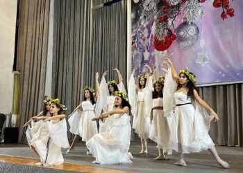 الجالية الروسية والبيت الروسي يحتفلان بالعام الجديد