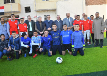 محافظ الغربية يفتتح ملعبين لكرة القدم بمركز طنطا
