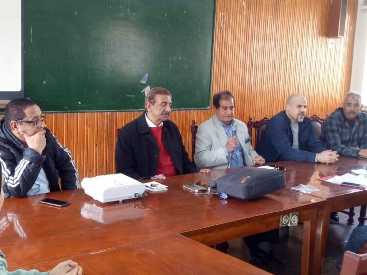 سعيد عبد الغنى عضو مجلس إتحاد اليد يفتتح دراسة الحكام الجدد بالإسماعيلية 1 سعيد عبد الغنى عضو مجلس إتحاد اليد يفتتح دراسة الحكام الجدد بالإسماعيلية