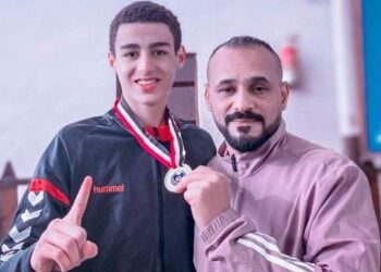 فارس حمزه نجم نادي بلدية المحلة يحصل علي المركز الاول ببطولة الكارتية بالغربية