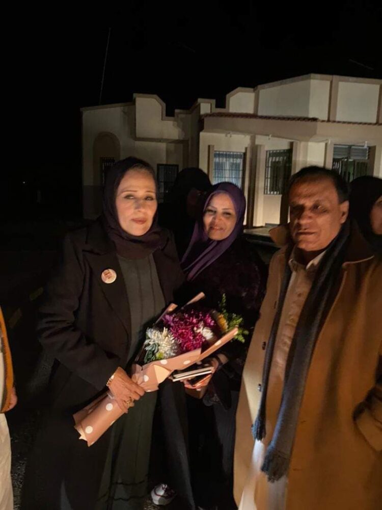 رئيڛ المجلس القومى للمرأه الليبية د. فوزية الشريف  تعود الى أرض بلادها بسلام  عائدة من مصر