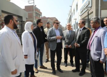خلال جولة موسعة ببركة السبع محافظ المنوفية يتابع أعمال الرصف و يتفقد مستشفى حميات شنتنا الحجر