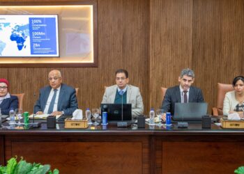 المنطقة الاقتصادية لقناة السويس تلقي بيان صحفي 