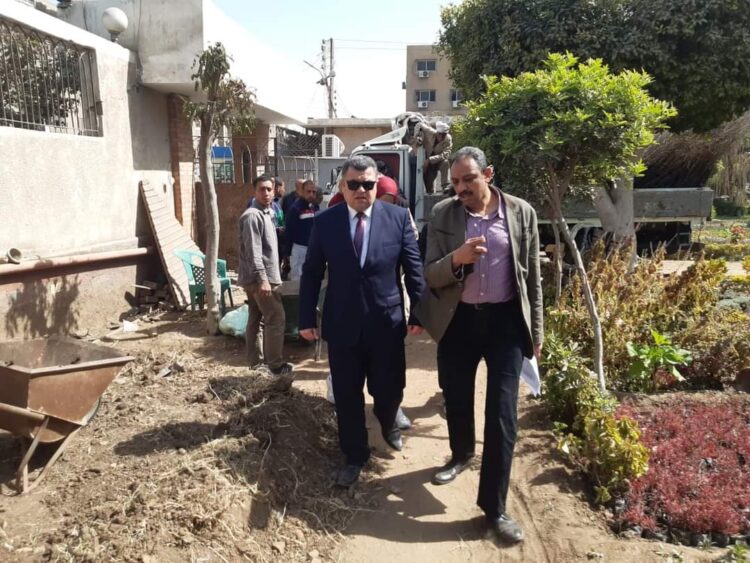 محافظ بني سويف يتابع الموقف التنفيذي لتوزيع الأشجار والشتلات المستلمة ضمن المبادرة الرئاسية "100 مليون شجرة 1 محافظ بني سويف يتابع الموقف التنفيذي لتوزيع الأشجار والشتلات المستلمة ضمن المبادرة الرئاسية “100 مليون شجرة