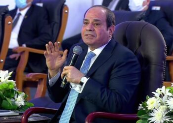 الرئيس السيسي يصل المنيا لافتتاح عدد من المشروعات التنموية