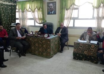 وكيل “تعليم البحيرة” يحيل 3 مسؤولين بإدارة المحمودية للشؤون القانونية