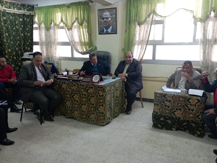 وكيل “تعليم البحيرة” يحيل 3 مسؤولين بإدارة المحمودية للشؤون القانونية