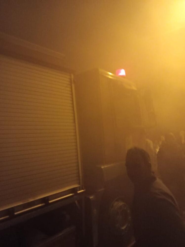 إصابة 6 أشخاص في حريق مخزن مواد غذايئة بالاسماعيلية