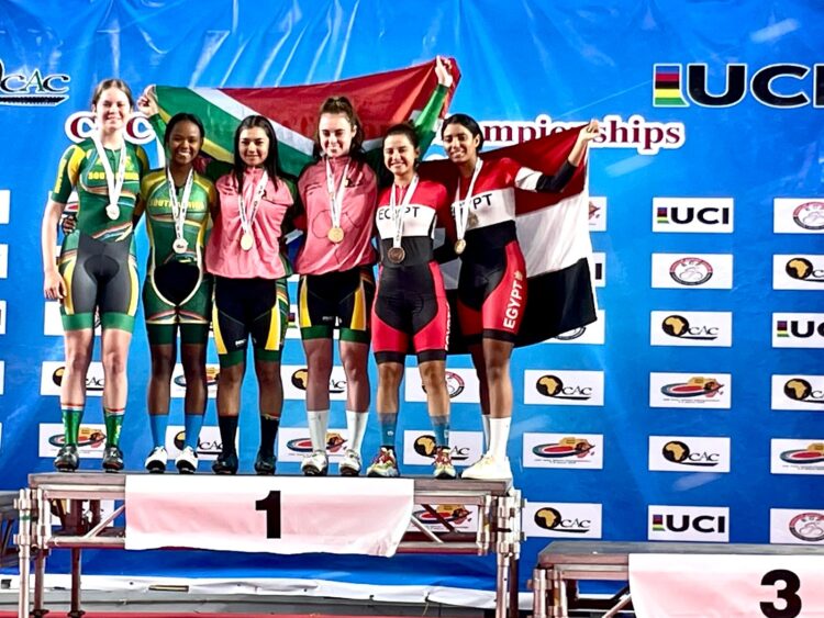 منتخب الدراجات يحصد 4 ميداليات في اليوم الرابع لبطولة إفريقيا للدراجات بالقاهرة