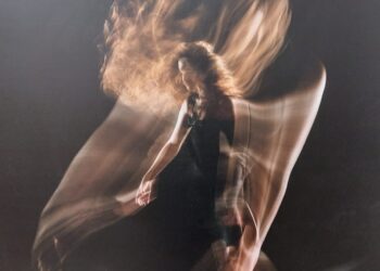 الروسي يحتفل بالمرأة مع بداية الربيع