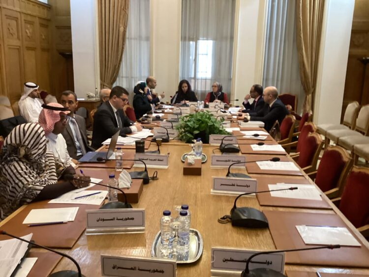 الإجتماع " 12" للجنة الخبراء القانونيين المختصين بتطوير لائحة تسوية المنازعات في إطار منطقة التجارة الحرة العربية الكبرى 1 الإجتماع ” 12″ للجنة الخبراء القانونيين المختصين بتطوير لائحة تسوية المنازعات في إطار منطقة التجارة الحرة العربية الكبرى