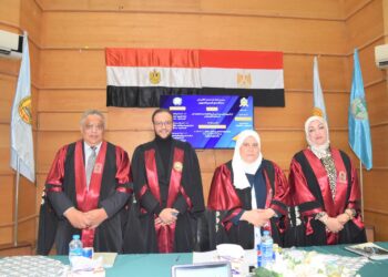 بالصور مناقشة رسالة ماجستير عن التسويق الرياضى بتجارة طنطا