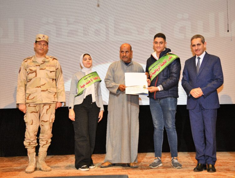 محافظ الغربية يكرم شهداء الجيش والشرطة في احتفالية يوم الشهيد