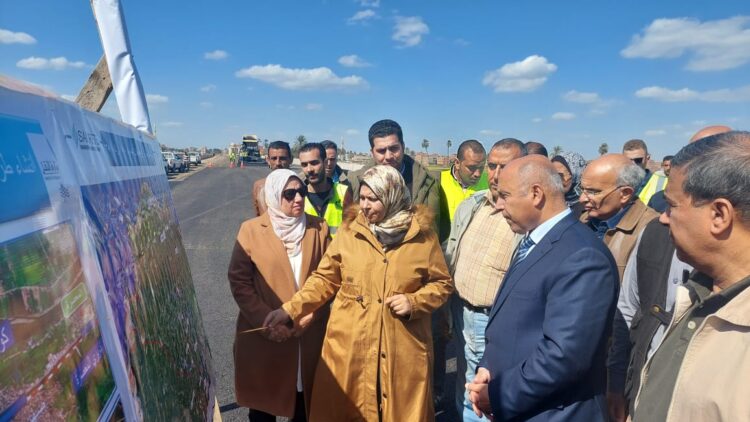 وزير النقل يتفقد مواقع العمل بمشروع توسعة المسافة من بنها إلى المنصورة و إنشاء طريق حر شرق الرياح التوفيقي بطول 73 كم بعرض 4 حارات رئيسية وحارة واحدة خدمة لكل إتجاه 1 وزير النقل يتفقد مواقع العمل بمشروع توسعة المسافة من بنها إلى المنصورة و إنشاء طريق حر شرق الرياح التوفيقي بطول 73 كم بعرض 4 حارات رئيسية وحارة واحدة خدمة لكل إتجاه