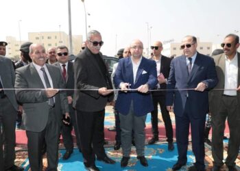 محافظ بنى سويف يفتتح معرض السلع واللحوم بالتعاون مع الغرفة التجارية والتموين بشرق النيل