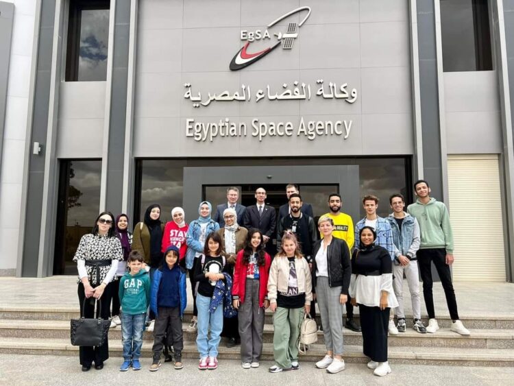 إحتفالية روسية بيوم الفضاء العالمي