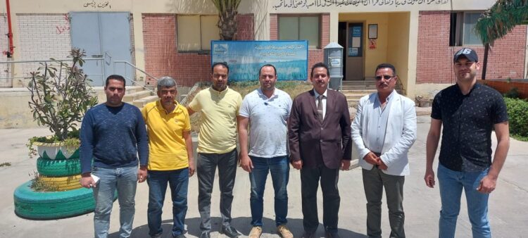 رئيس الإدارة المركزية لشؤون المديريات بوزارة الزراعة وإستصلاح الأراضى يتابع حصاد و دراس محصول القمح بزمام وادي النطرون