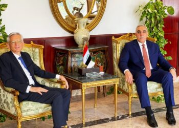 سفير جُمهوريَّة العراق في القاهرة يستقبل السفير الفرنسي في القاهرة