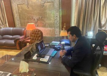 عبر تقنية الاتصال المرئي..  وزير الشباب يفتتح المرحلة الثانية من برنامج yly competition