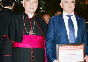 سفير الفاتيكان يكرم سفير أذربيجان في مصر أم الدنيا