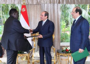 الرئيس السيسي يستقبل الفريق أول “توت جلواك” مستشار رئيس جمهورية جنوب السودان للشئون الأمنية
