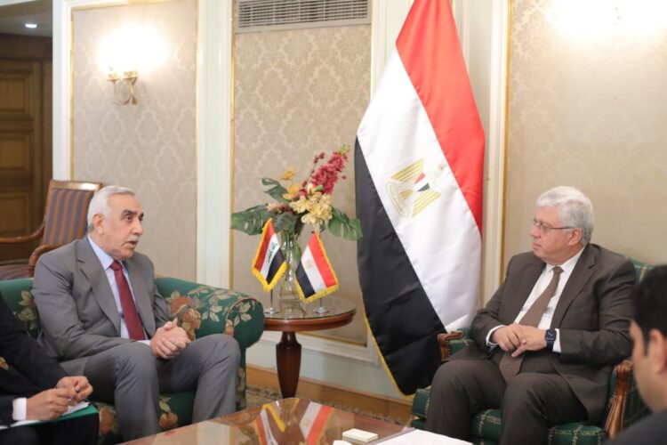 وزير التعليم العالي والبحث العلمي يستقبل سفير جُمهوريَّة العراق في القاهرة