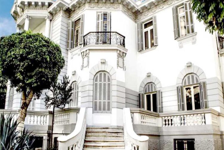 تكريم بناة السد وروسيا في ملتقي بيت العيلة 1 تكريم بناة السد وروسيا في ملتقي بيت العيلة