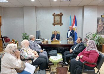 عميد آداب طنطا يستقبل فريق أعضاء الهيئة القومية لضمان جودة التعليم والاعتماد الأكاديمي للجودة .. بكلية الآداب