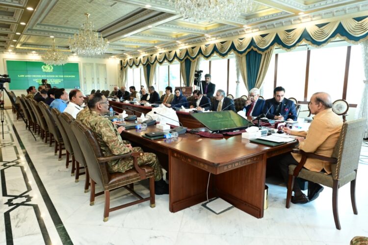 لجنة الأمن القومي الباكستانى يحث على حل الخلافات السياسية من خلال المحادثات وليس المواجهة 1 لجنة الأمن القومي الباكستانى يحث على حل الخلافات السياسية من خلال المحادثات وليس المواجهة