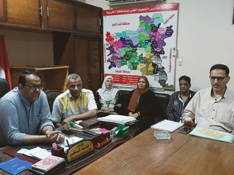 وكيل الوزارة يتابع سير امتحانات الدور الأول للدبلومات الفنية للعام الدراسي 2022 / 2023 من داخل غرفة عمليات المديرية 1 WhatsApp Image 2023 05 31 at 11.21.41 AM