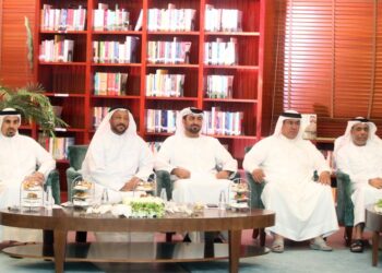 غرفة الشارقة تؤكد حرصها على مواصلة استشراف المستقبل وصياغة الخطط الاستباقية لتعزيز استدامة ونمو مجتمع الأعمال