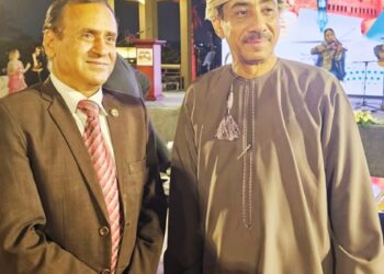 نفحات جلالة السلطان هيثم بن طارق وامسيه عمانيه مصريه تملأ سماء القاهرة إمتاع وابداع