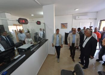 فى ختام جولة استمرت 5 ساعات بـ3 مدن جديدة: وزير الإسكان يتابع أعمال الطرق وموقف طلبات تقنين أوضاع الأراضي المضافة لمدينة العبور الجديدة بالقرار الجمهوري 249 لسنة 2016