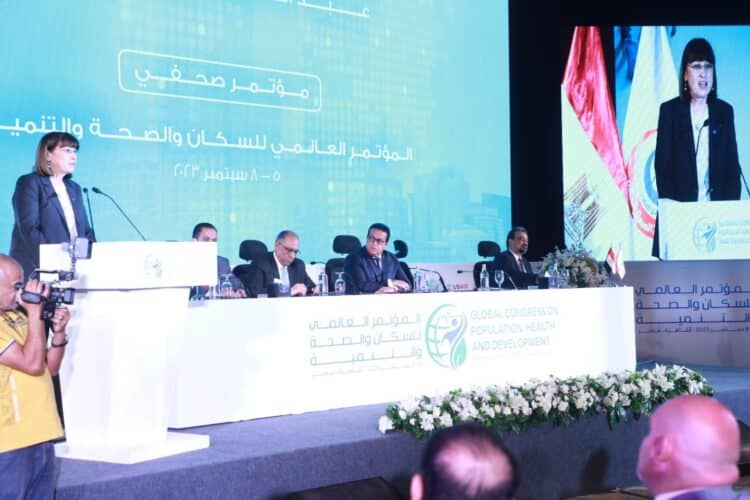 وزير الصحة يتقدم بالشكر والتقدير للرئيس السيسي لدعمه المستمر لقضايا الصحة والسكان