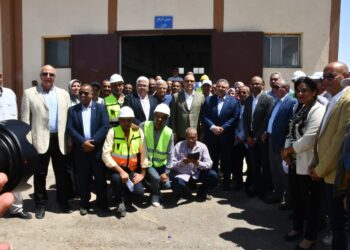 وزير الإسكان ومحافظ البحر الأحمر يختتمان جولة استمرت 6 ساعات بتفقد توسعات محطة معالجة صرف صحي مدينة الغردقة بطاقة 90 ألف م3 يومياً