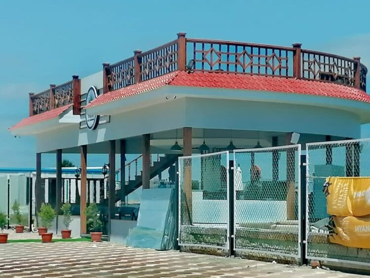 رئيس جهاز دمياط الجديدة يتفقد أعمال التطوير الخاصة بمنطقة الشاطىء وكورنيش المدينة