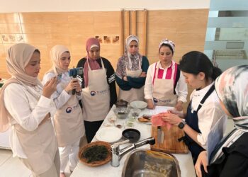 المركز الثقافي الكوري يفتتح دورة لتعليم الطهي على الطريقة الكورية