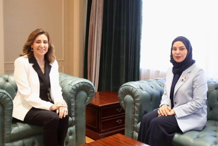 بحثا تكثيف الأنشطة الثقافية والإبداعية .. وزيرة الثقافة تلتقي سفيرة مملكة البحرين بالقاهرة