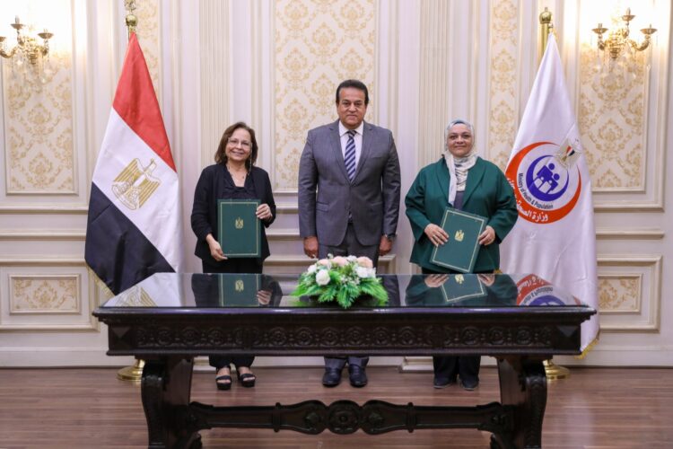 وزير الصحة يشهد توقيع مذكرة تفاهم بين المجلس القومي للطفولة والأمومة والأمانة العامة للصحة النفسية لتقديم الدعم النفسي للأطفال والمراهقين وأسرهم