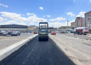 بدء رصف وتطوير الموقف العمومي بالإسماعيلية 7 بدء رصف وتطوير الموقف العمومي بالإسماعيلية