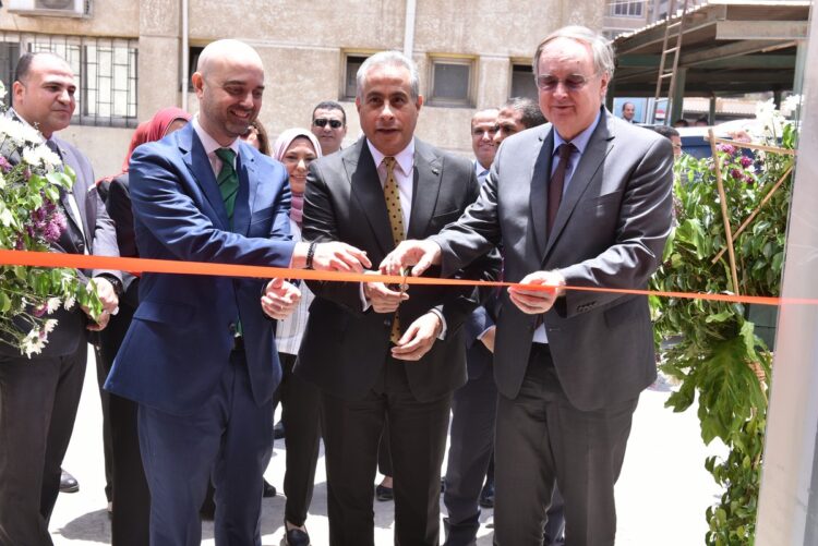 مصر التي تبني جمهوريتها الجديدة حريصة على حماية عمالها في الداخل والخارج