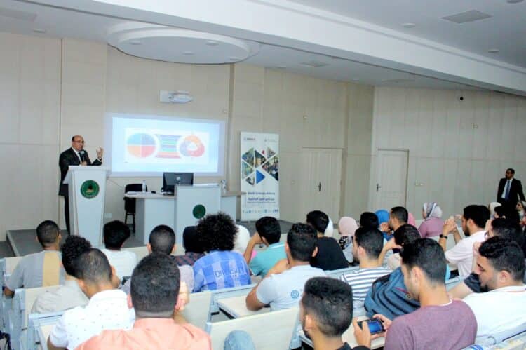 نائب رئيس جامعة المنصورة يرحب بطلاب برنامج المنح الجامعية استمرت فعاليات برنامج المنح الجامعية الذى تستضيفه جامعة المنصورة اليوم الأحد الموافق 16 يوليو 2023 والمقام خلال الفترة من 7 حتى 28 يوليو الجارى، تحت عنوان (USAID Scholars Activity) ، ( Summer Development Camp 2023)