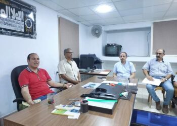 مدير مديرية الزراعة بجنوب سيناء يلتقى بالعالمين بالمديرية