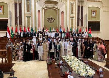 أعضاء وعضوات البرلمان العربي للطفل يناقشون أراءهم في قضايا المناخ