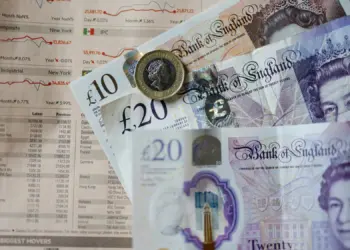 الجنيه الإسترليني يرتفع بعد بيانات التضخم البريطانية